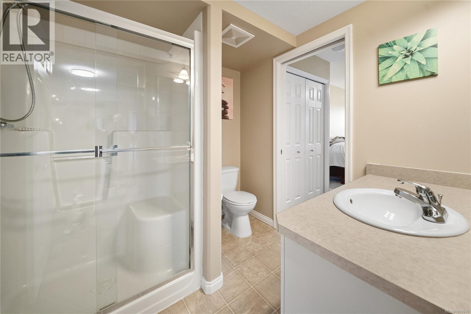 #213 1633 DUFFERIN CRES - 8