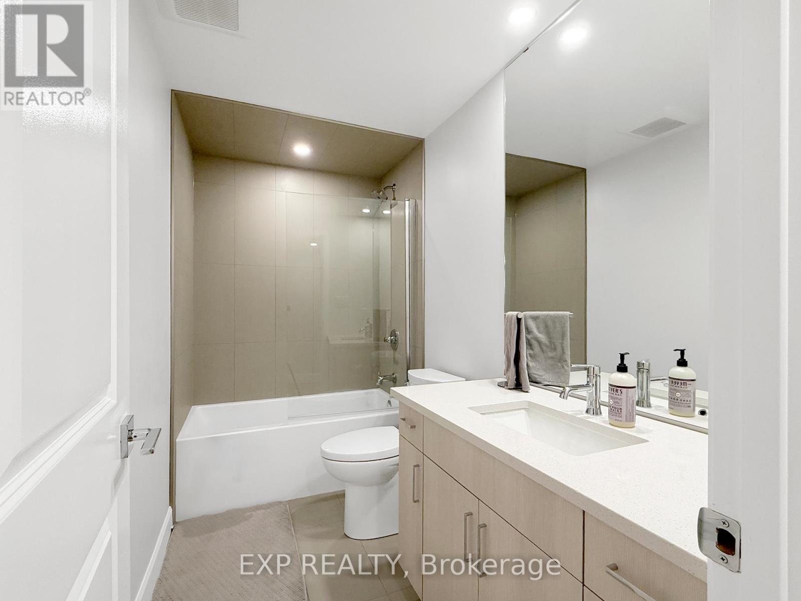 Main Floor Bathroom