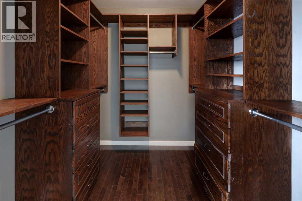 Single Family House 3 Level for Sale in   Strathcona Drive SW Strathcona Park Calgary 