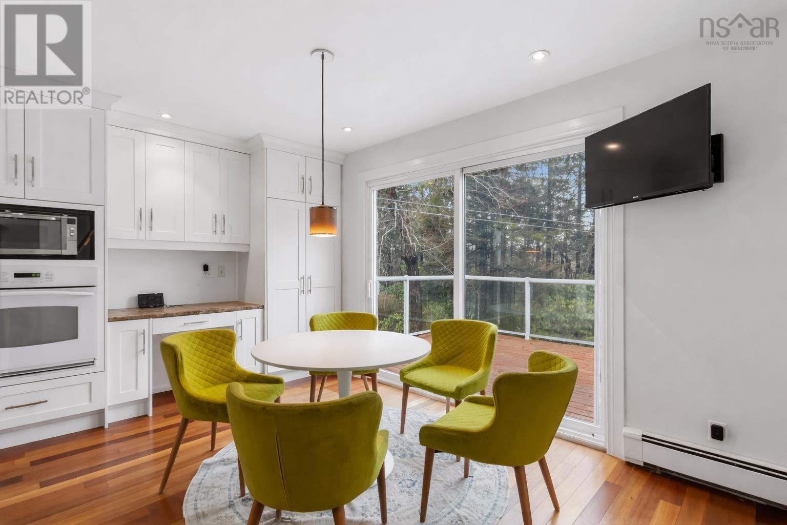 Property 14 of 46 of 11 Wheatstone Heights