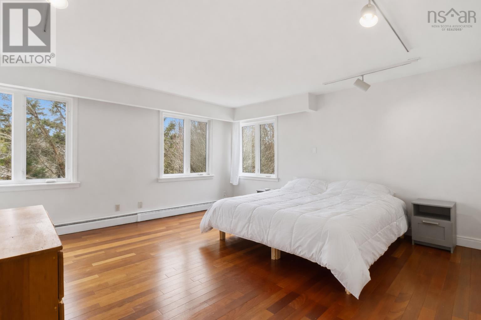 Property 27 of 46 of 11 Wheatstone Heights