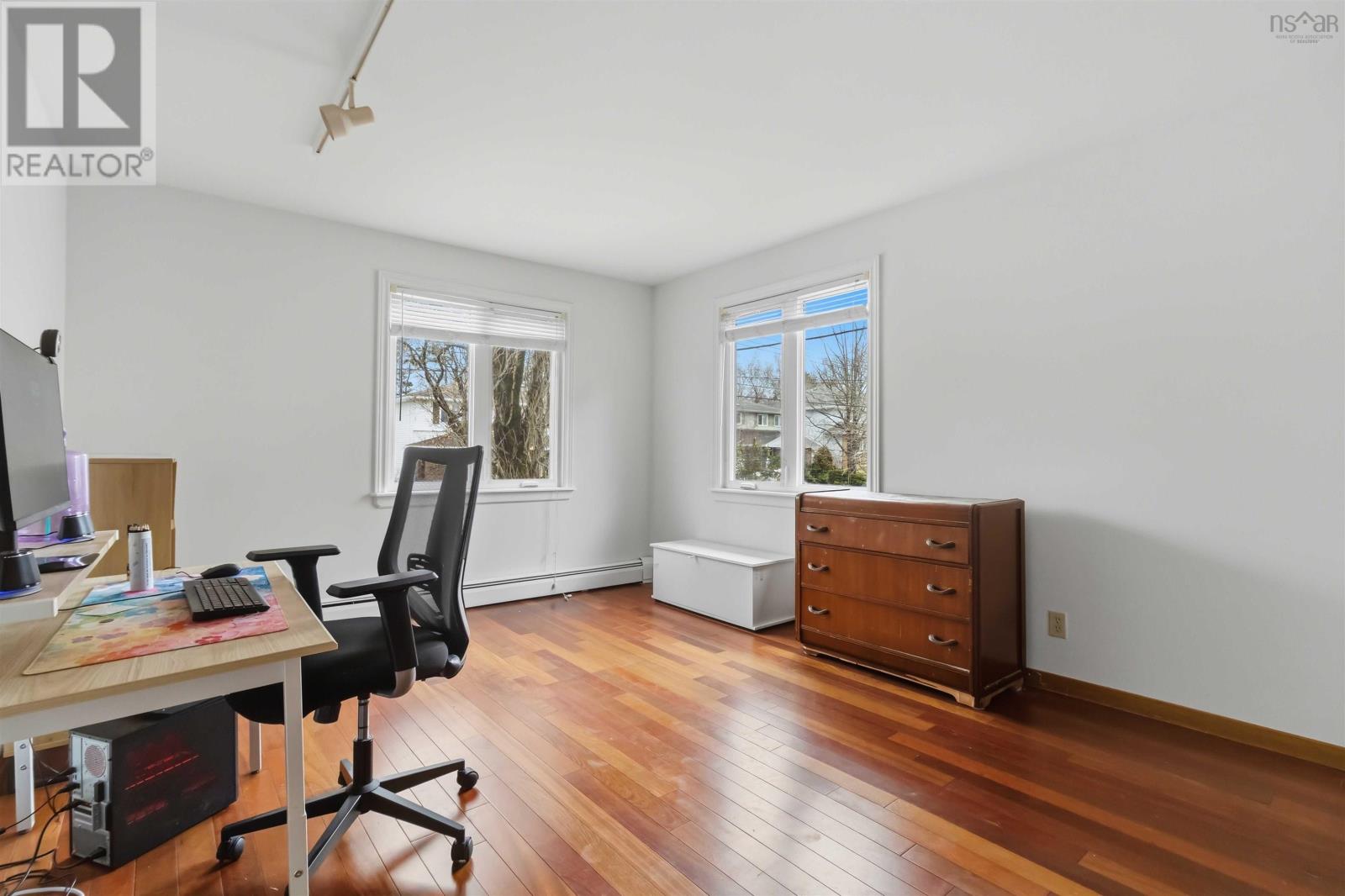 Property 24 of 46 of 11 Wheatstone Heights