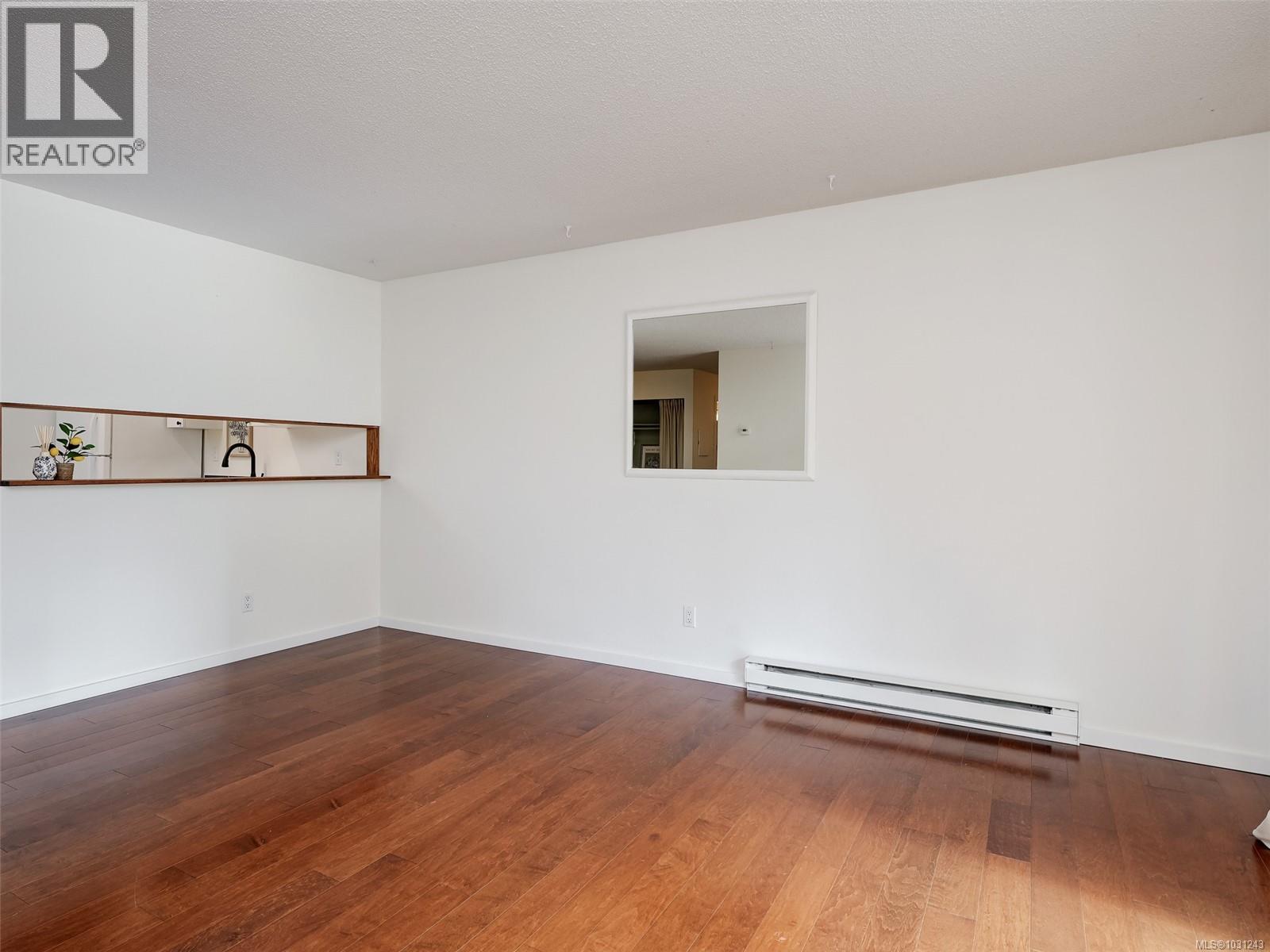 #307 3277 Glasgow Ave - 4