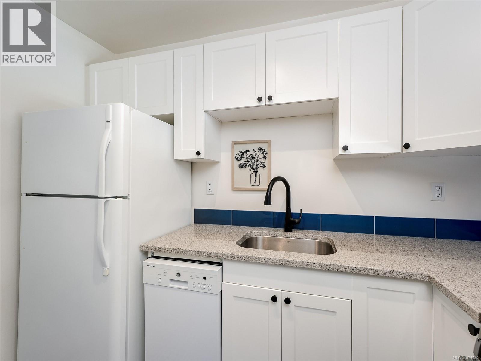 #307 3277 Glasgow Ave - 7