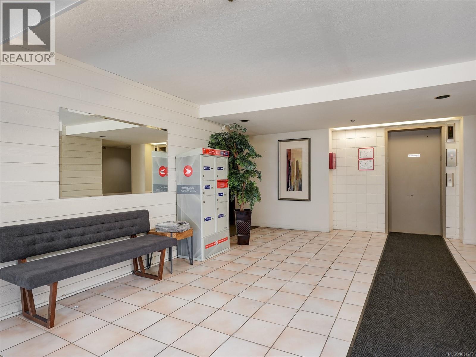 #307 3277 Glasgow Ave - 21