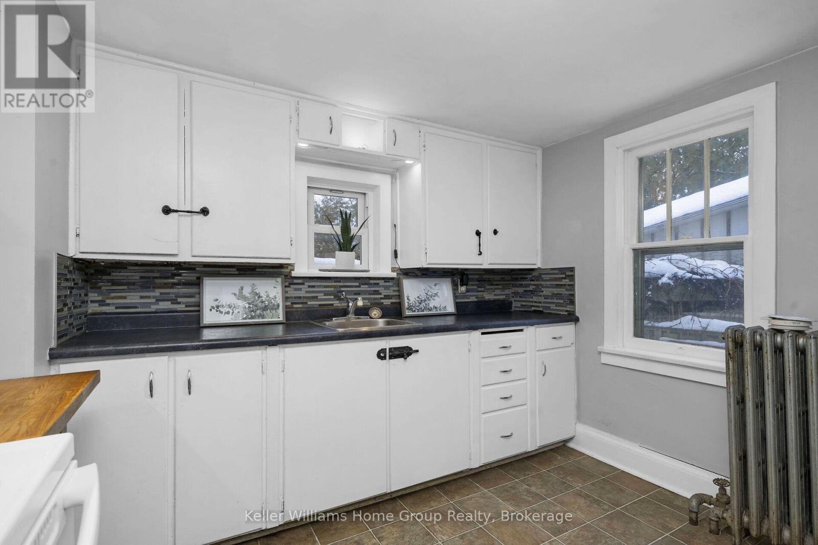 75 WELLESLEY STREET - 11