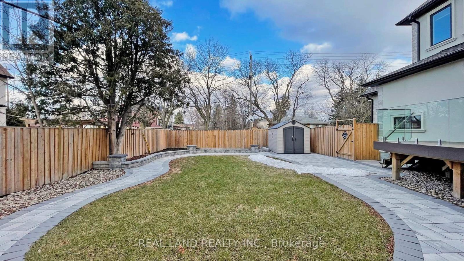 180 GOULDING AVENUE — photo 50