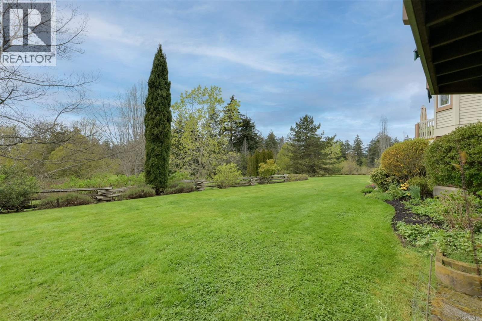 #66 530 MARSETT PL - 36