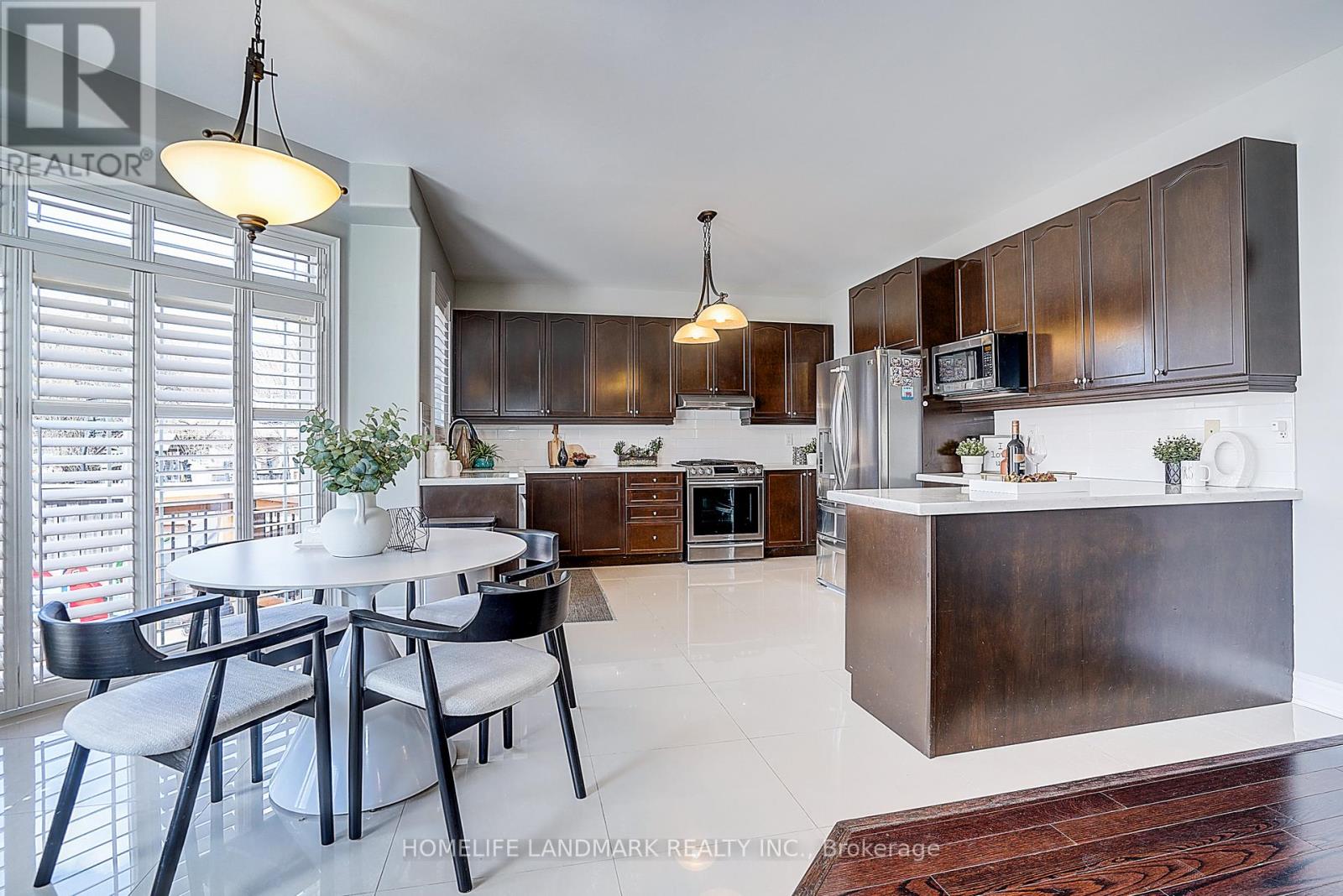 42 HOGABOOM AVENUE - 12