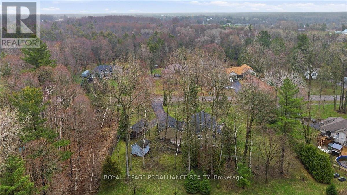 80 WHISPERING WOODS DRIVE - 48