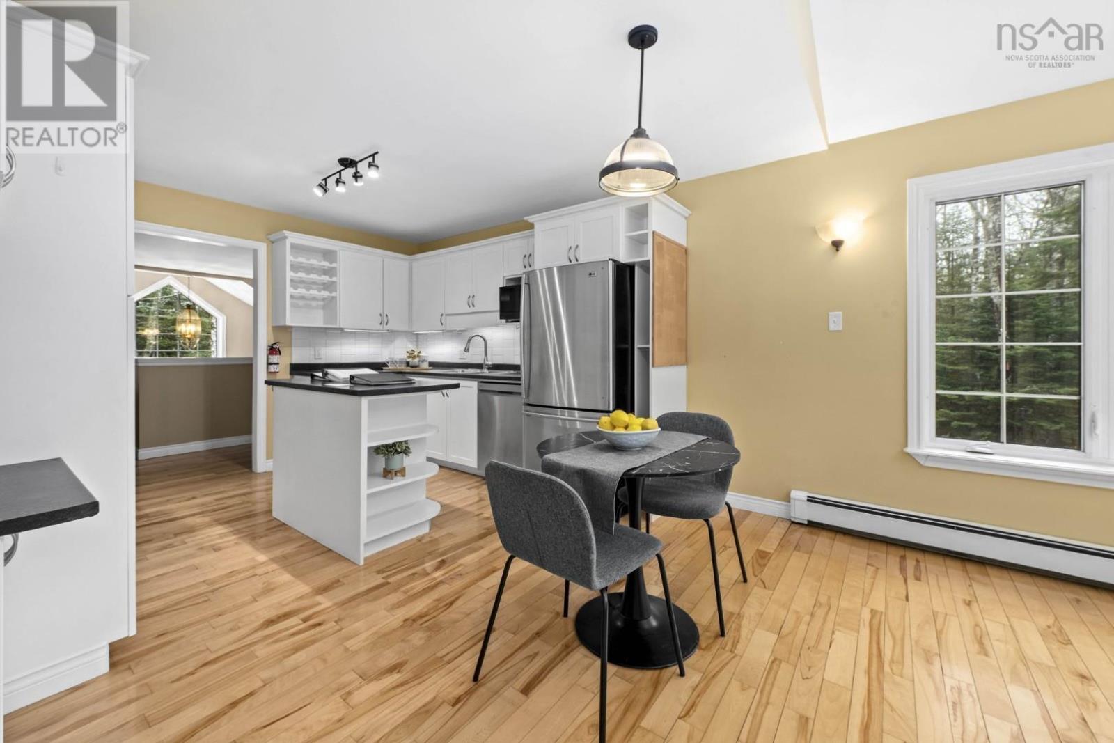 Property 15 of 50 of 32 Bristol Avenue