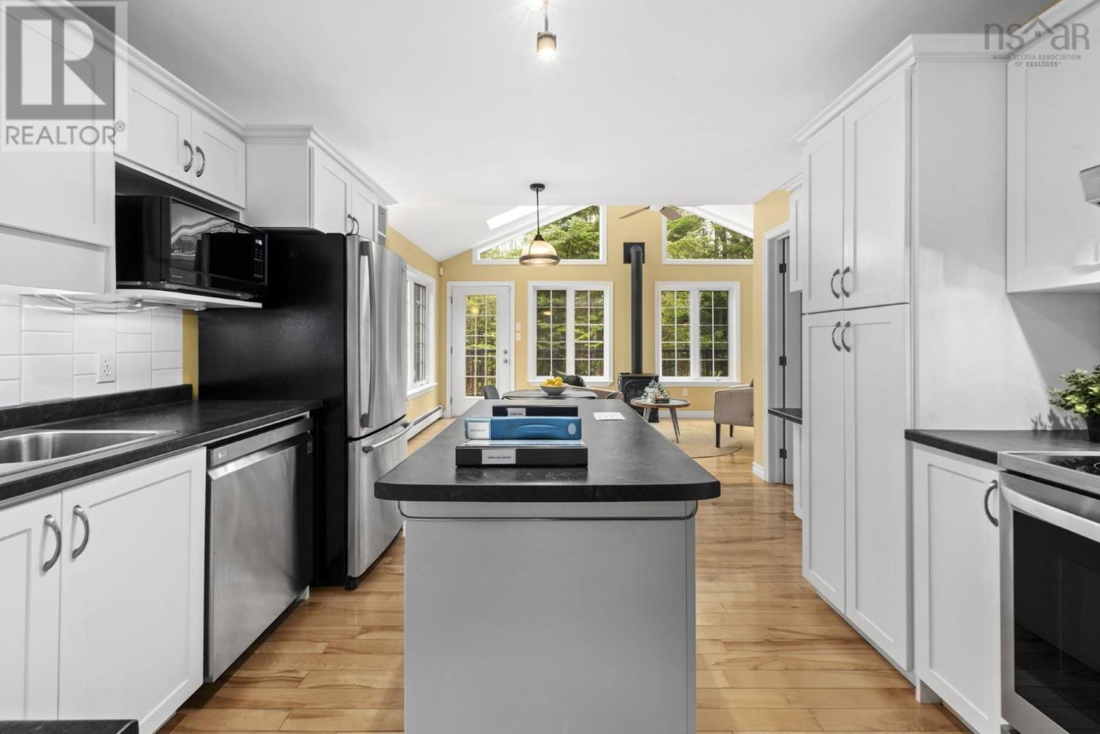 Property 14 of 50 of 32 Bristol Avenue