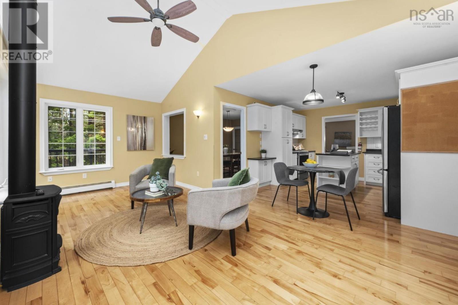 Property 17 of 50 of 32 Bristol Avenue