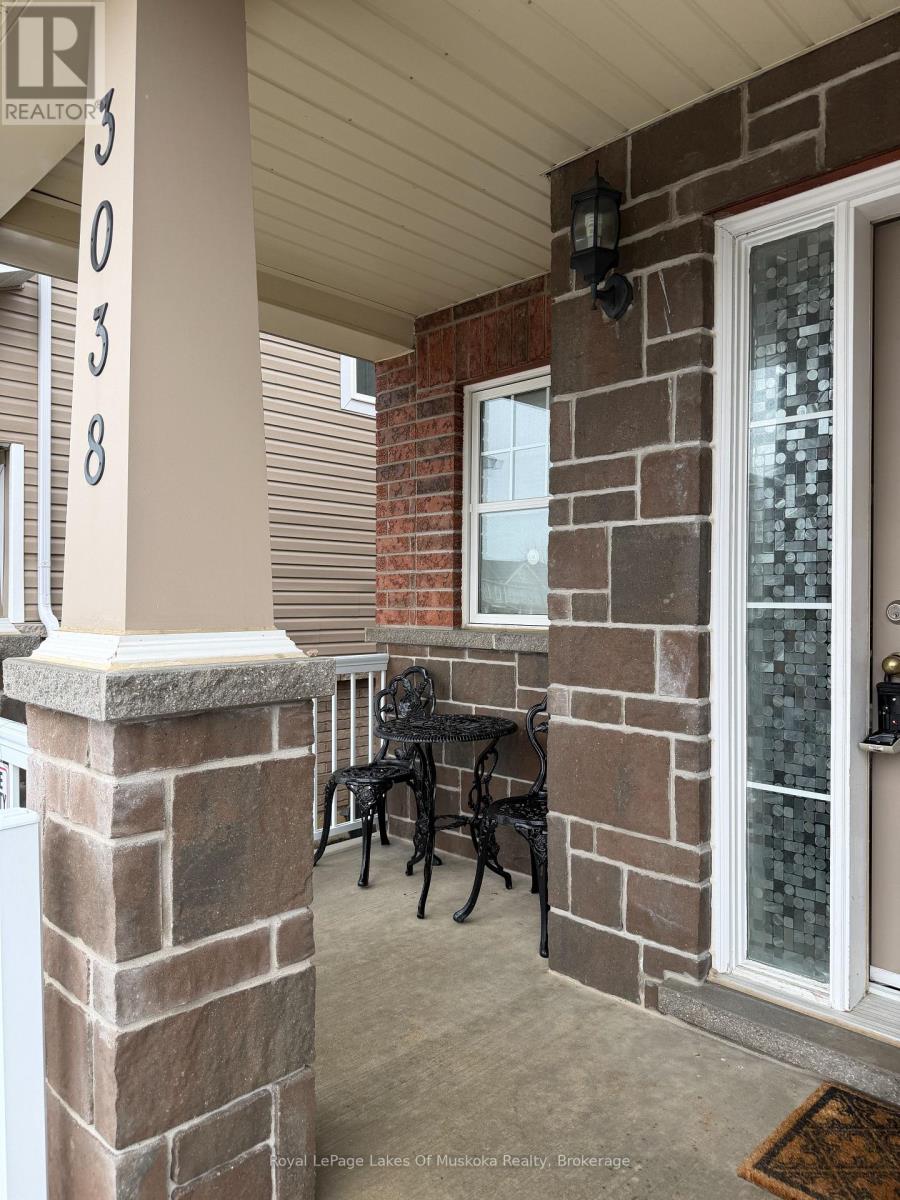 Quaint Covered entrance