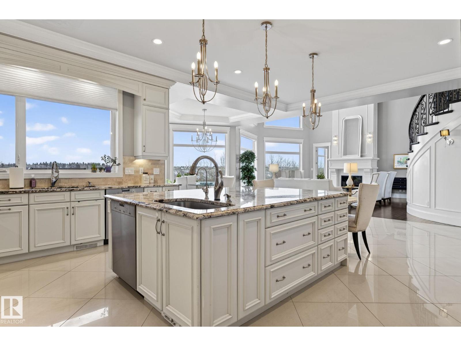 1413 WOODWARD CR NW, Edmonton