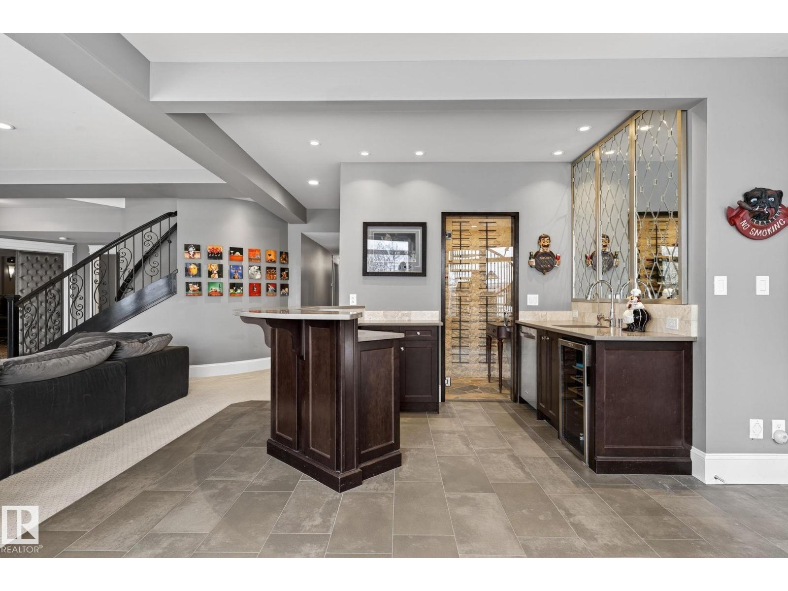 1413 WOODWARD CR NW, Edmonton