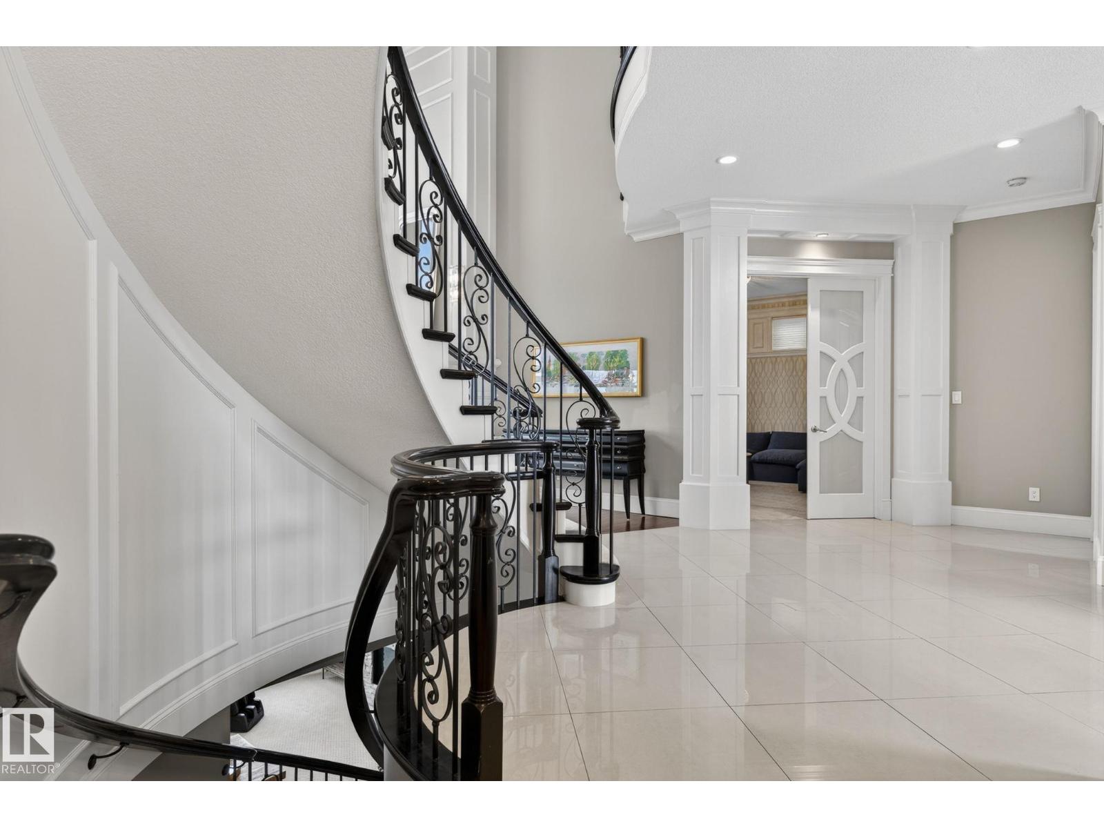 1413 WOODWARD CR NW, Edmonton