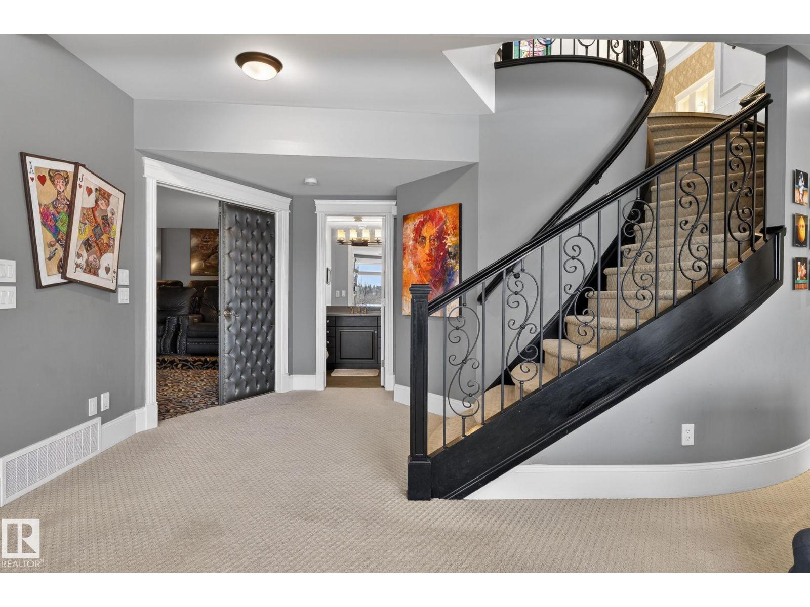 1413 WOODWARD CR NW, Edmonton