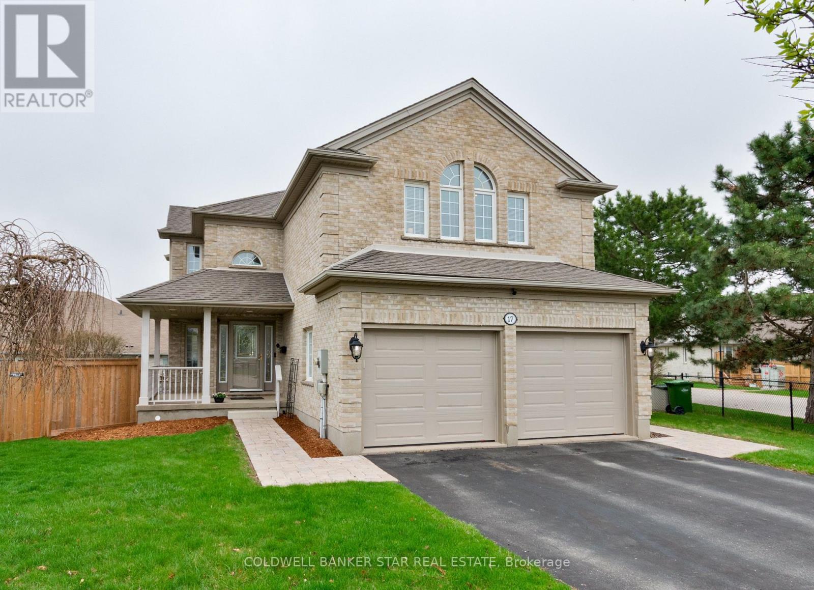 17 WINDEMERE PLACE - 1