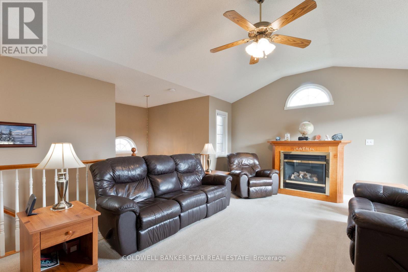 17 WINDEMERE PLACE - 29