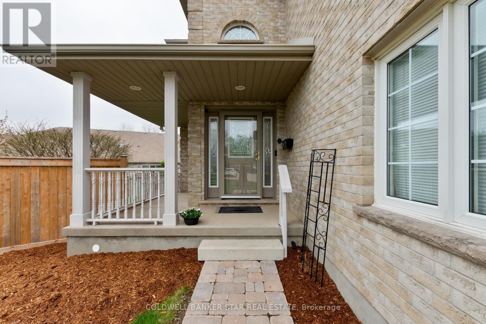 17 WINDEMERE PLACE - 3