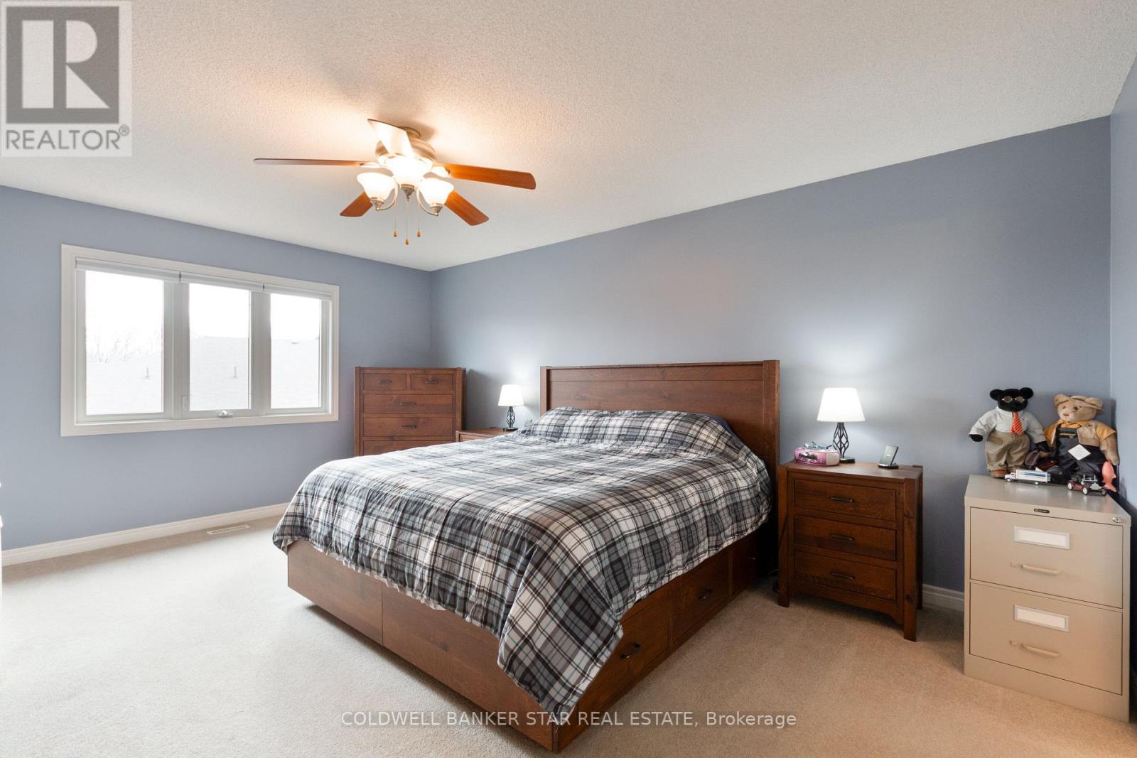 17 WINDEMERE PLACE - 32