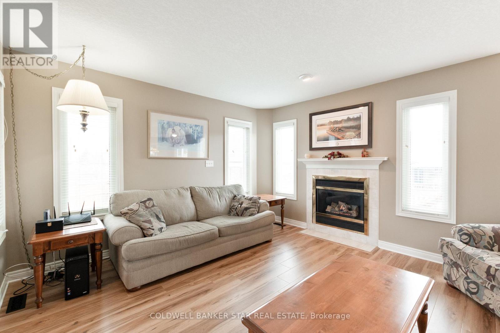 17 WINDEMERE PLACE - 8