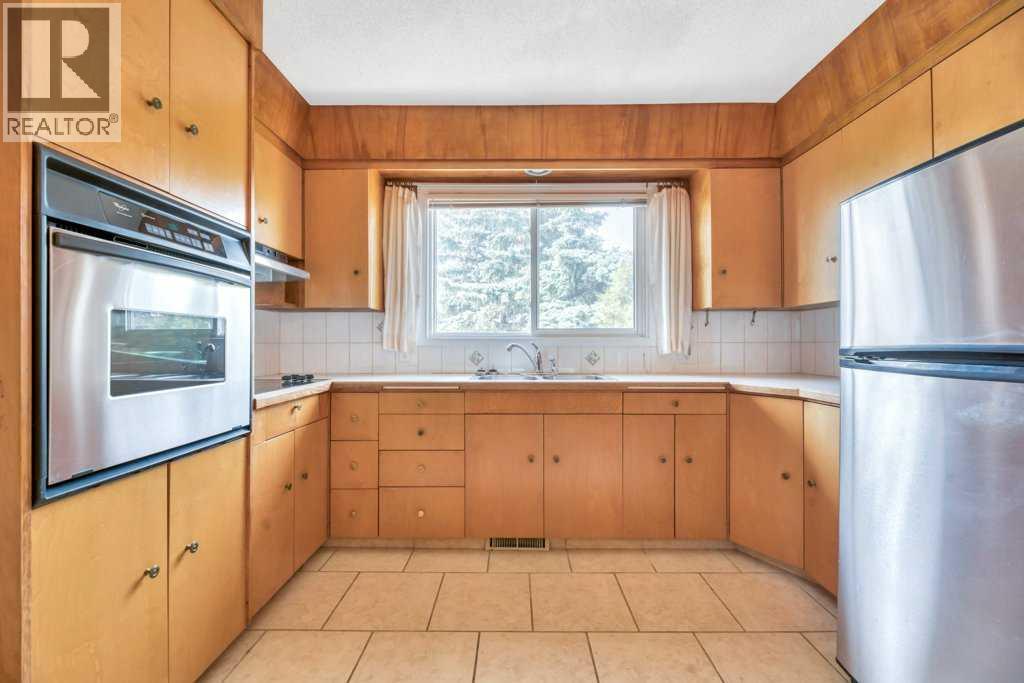 121 Cousin Street - 16