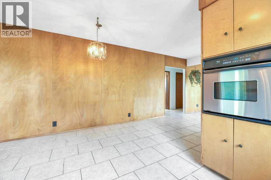 121 Cousin Street - 18