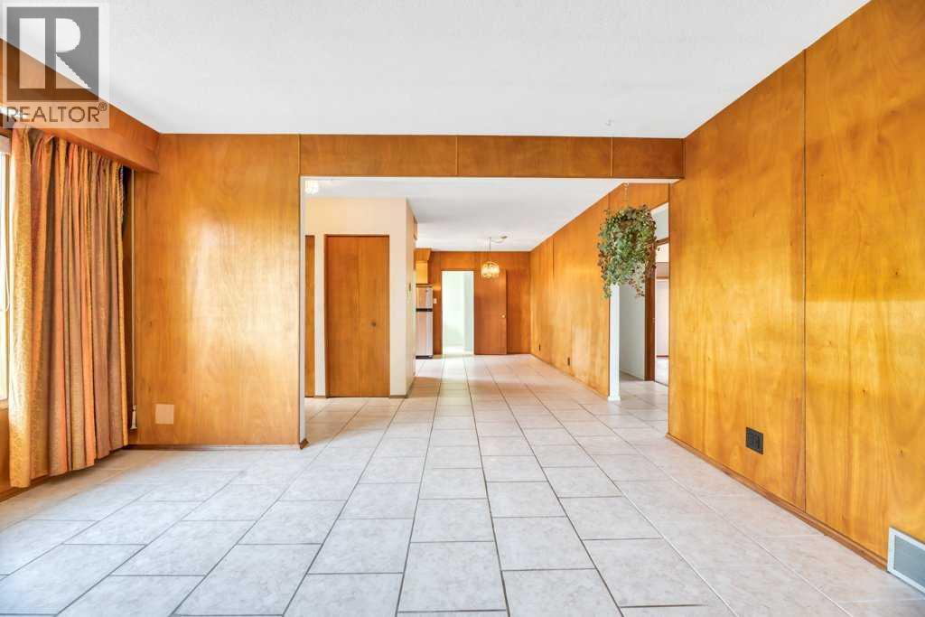 121 Cousin Street - 21