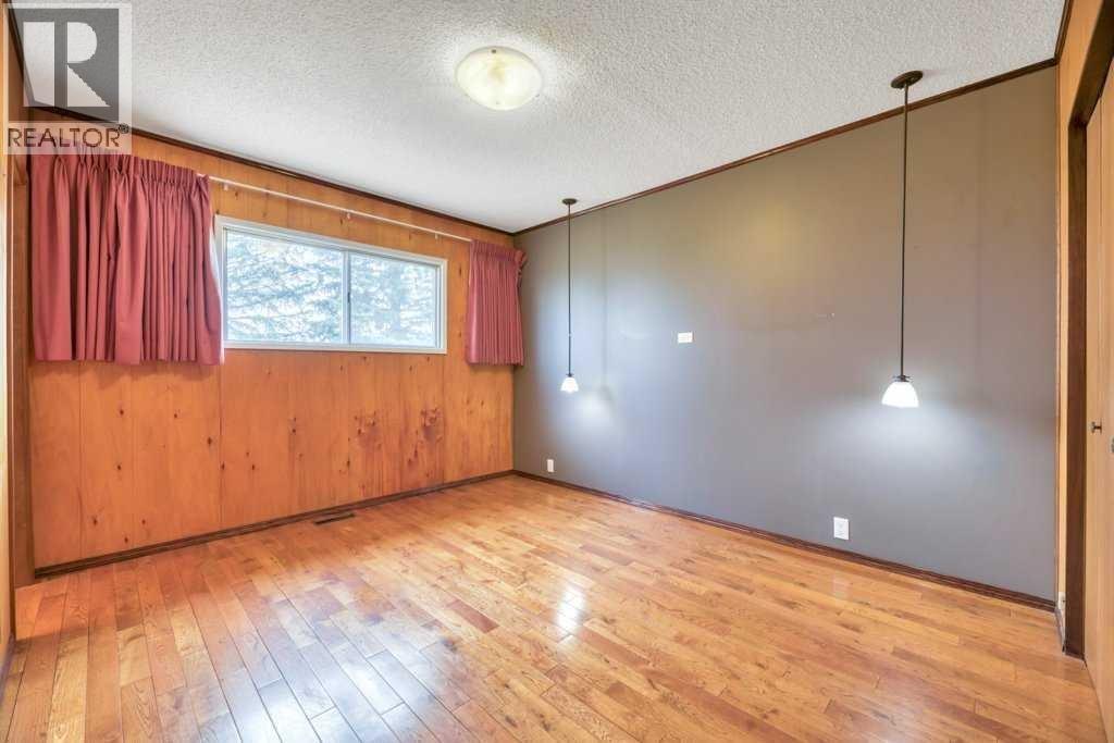 121 Cousin Street - 26