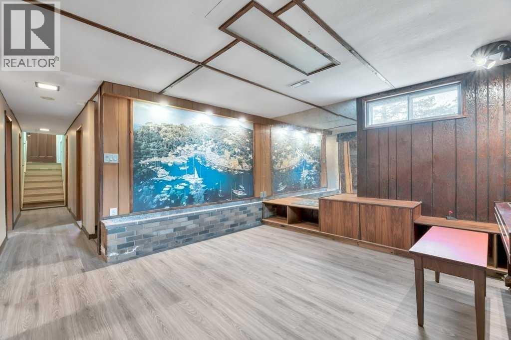 121 Cousin Street - 33