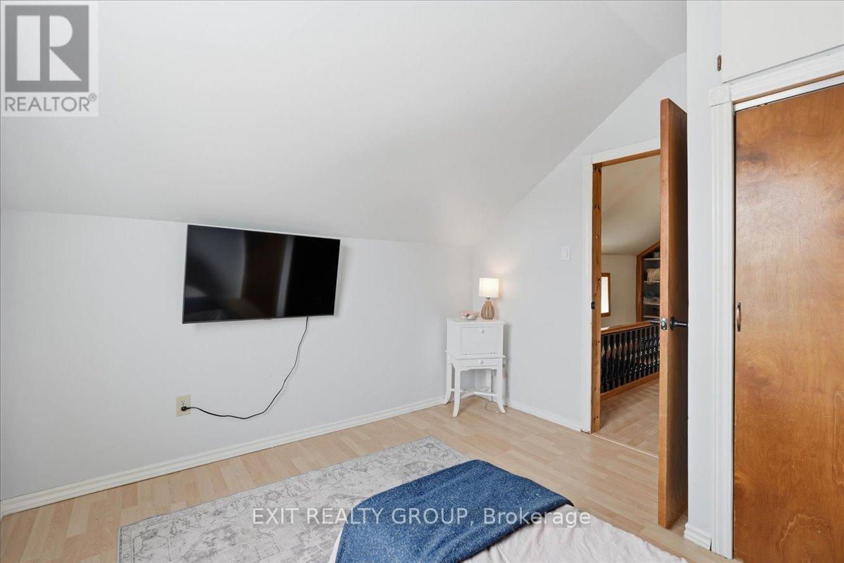 23 HAYES STREET - 23