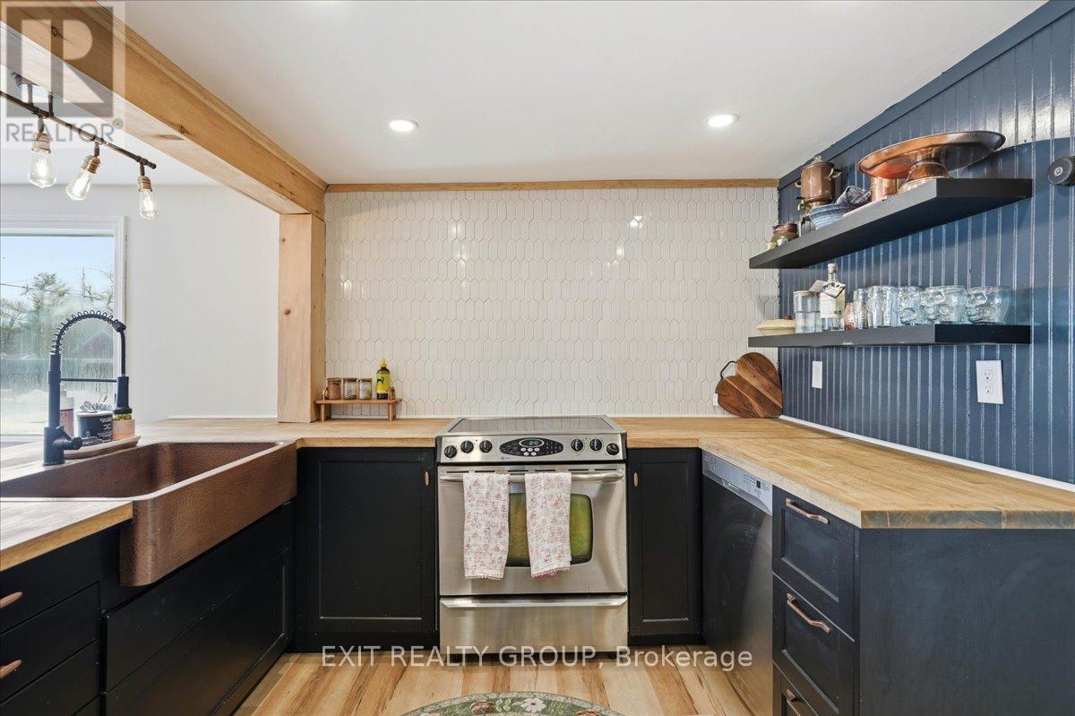 23 HAYES STREET - 8