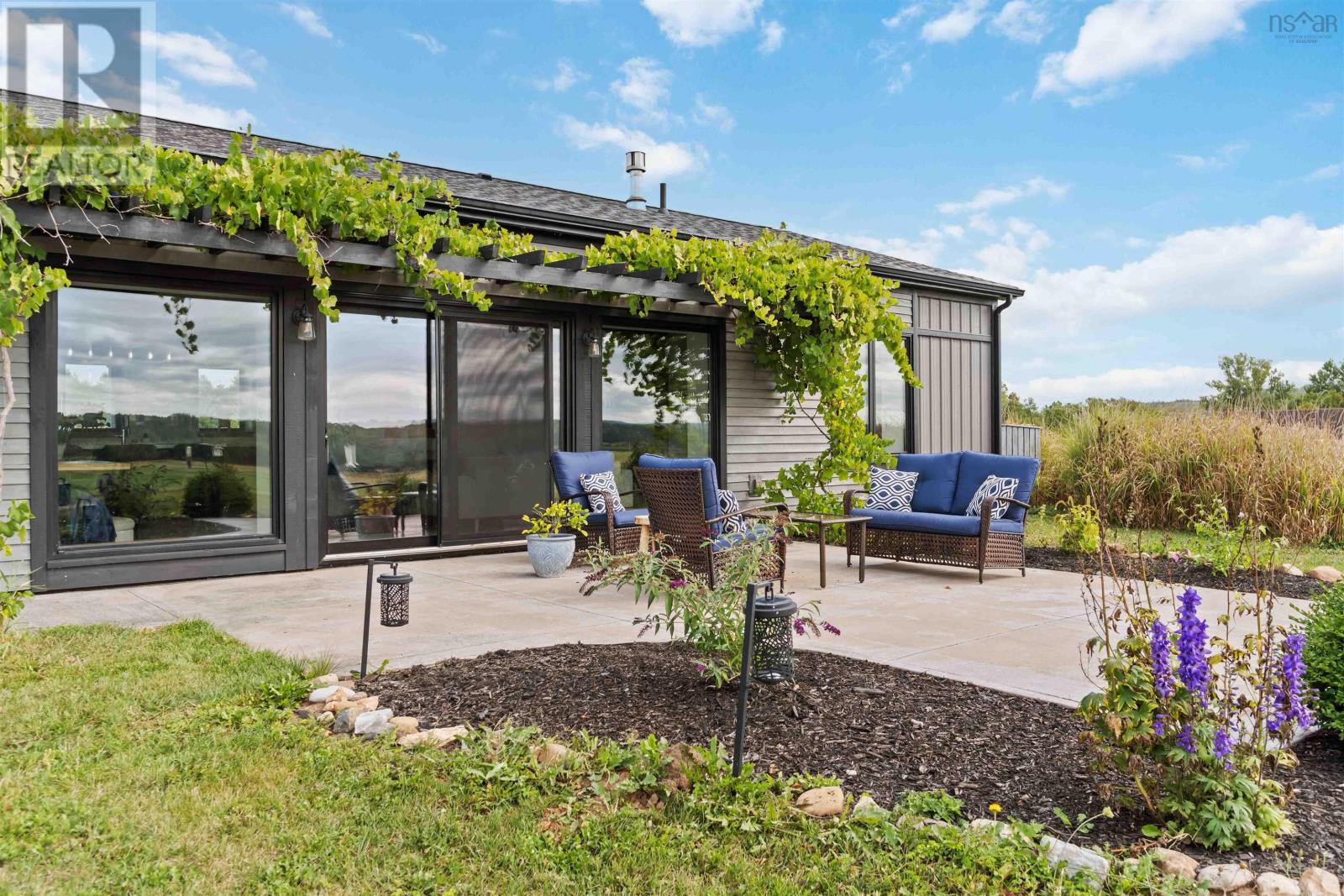 Property 26 of 34 of 1144 Avondale Road