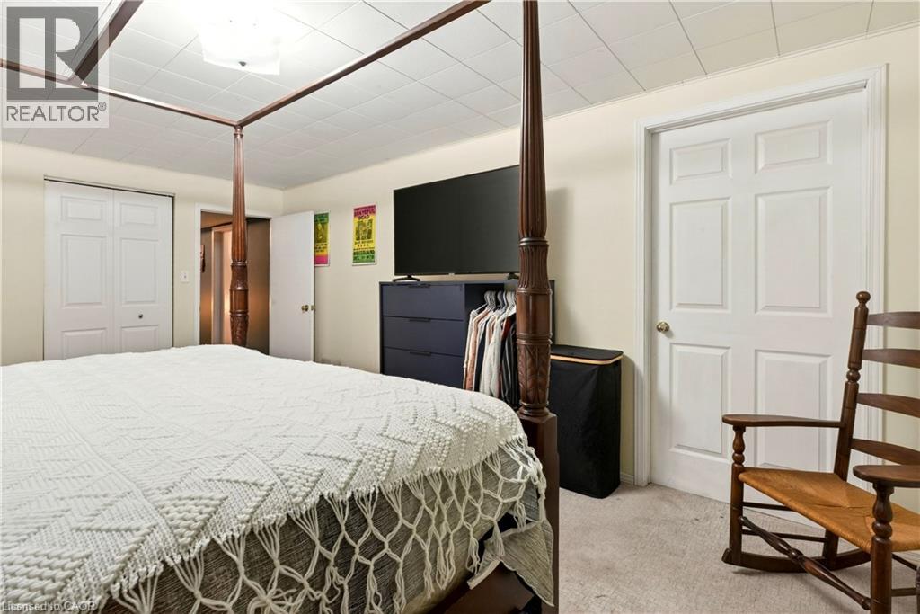 31 KINROSS Street Unit# 1 — photo 37
