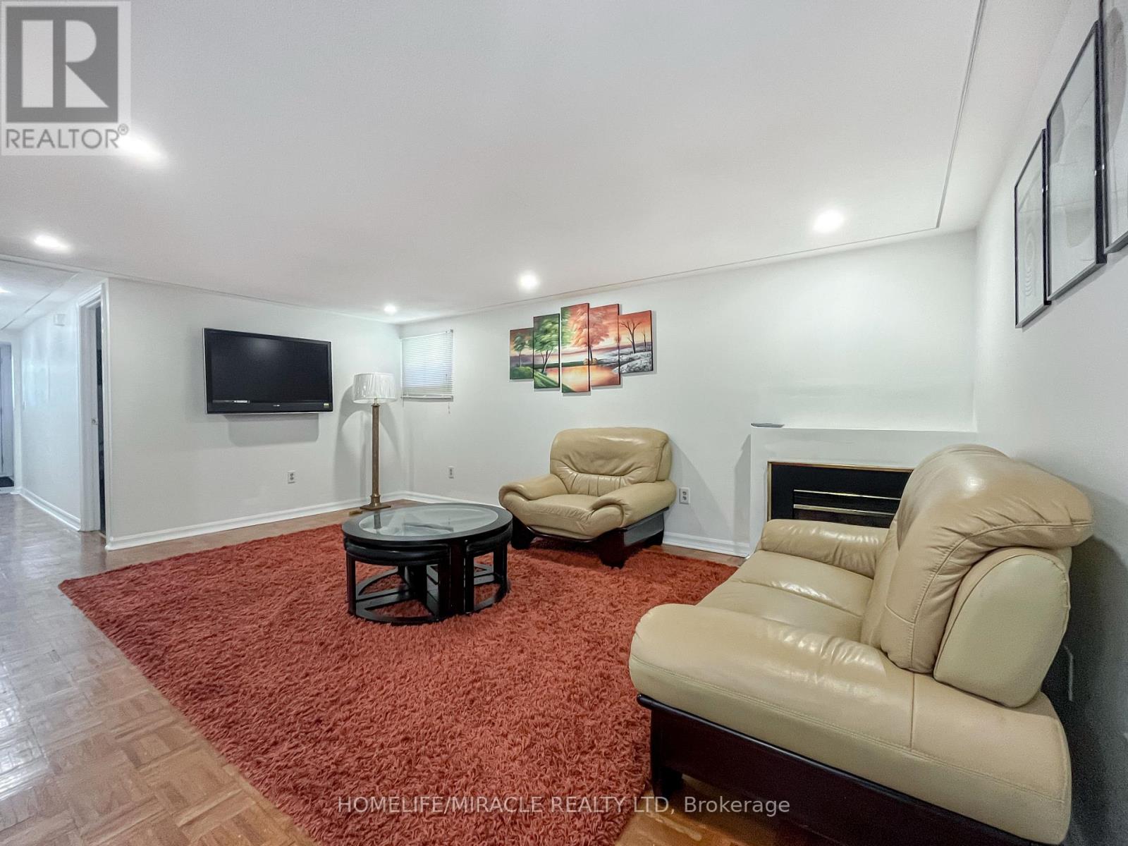 3485 OAKGLADE CRESCENT — photo 17