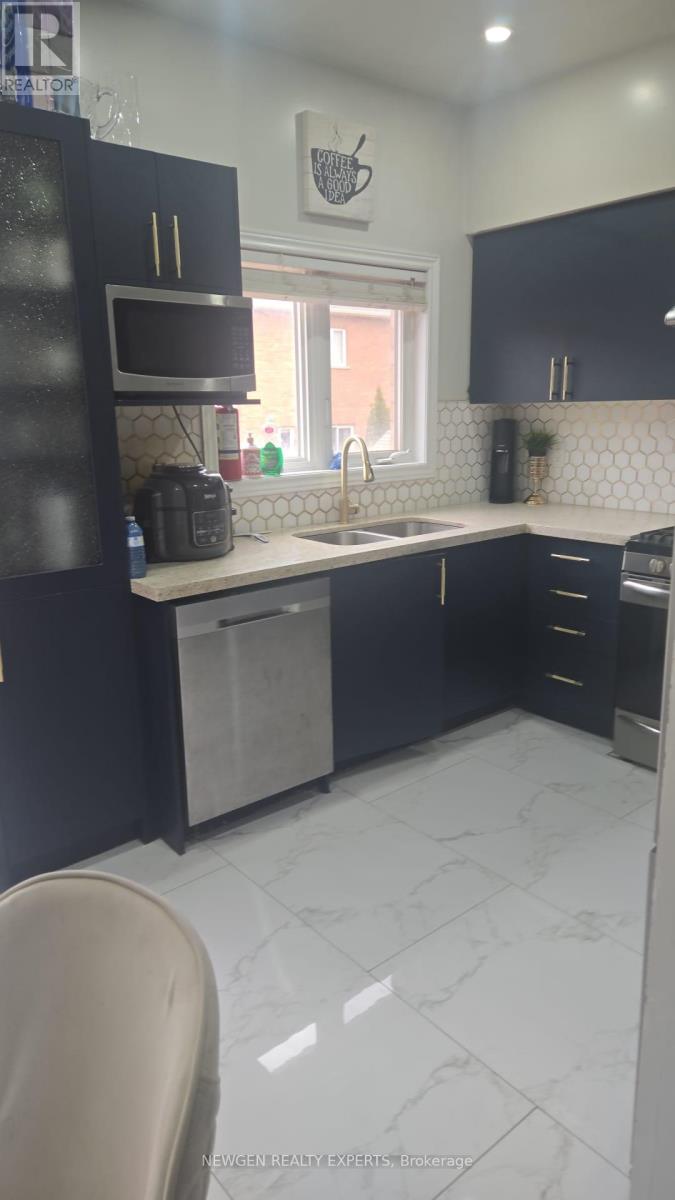 22 FRENCHPARK CIRCLE - 3