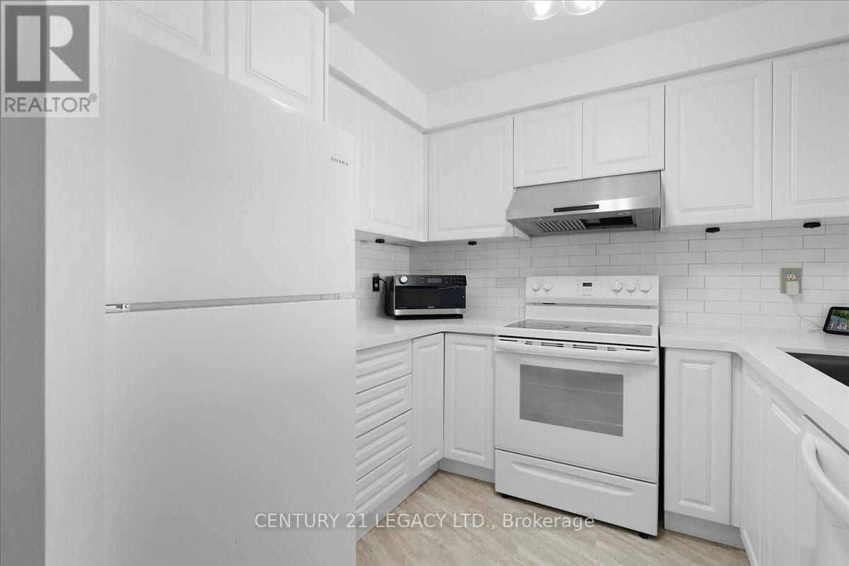 1207 - 2269 LAKE SHORE BOULEVARD W — photo 9