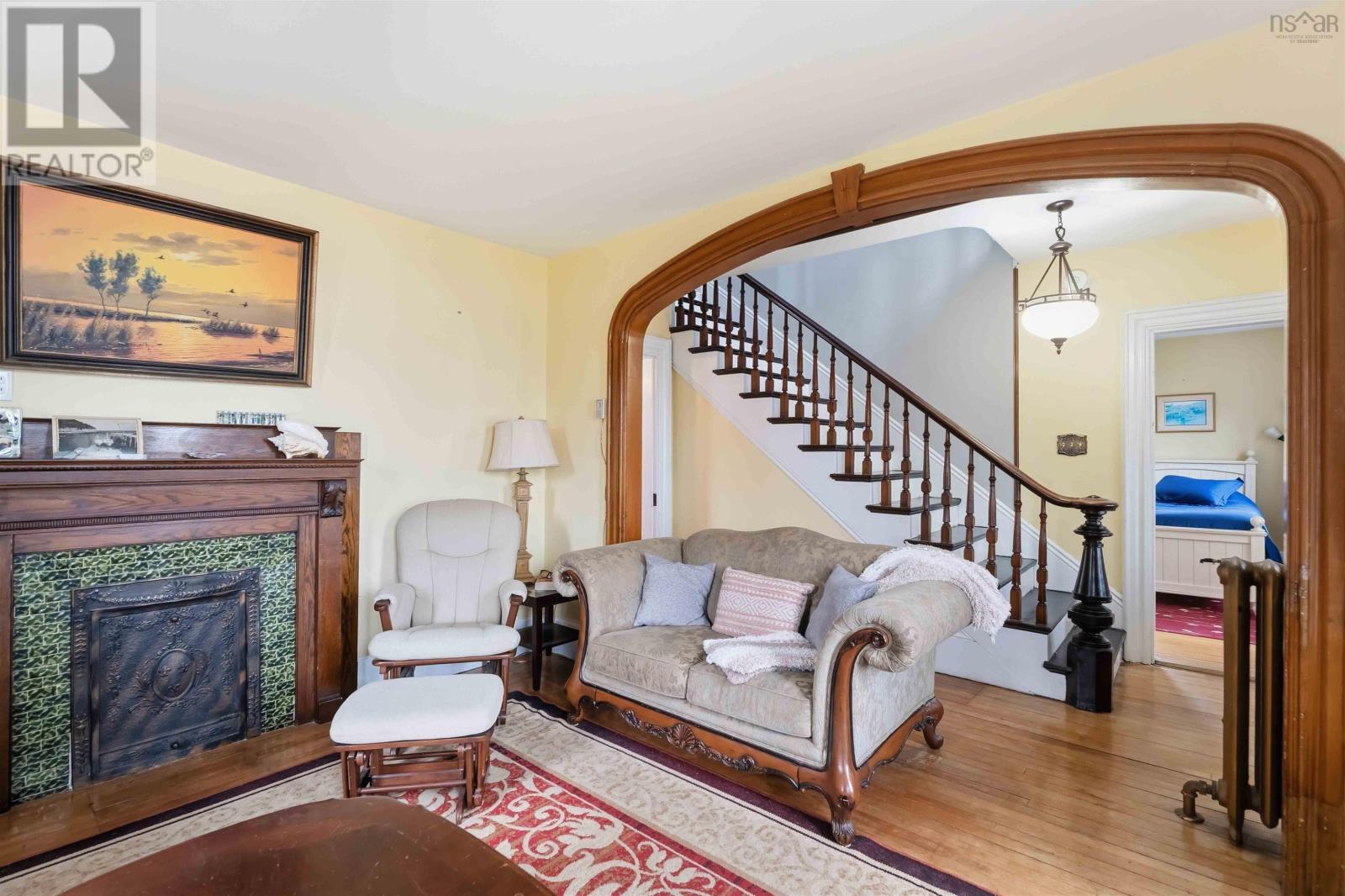 Property 25 of 50 of 187 Water Street