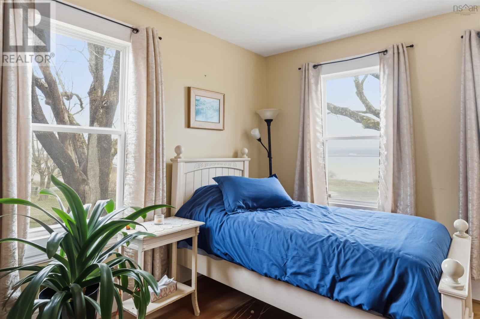 Property 29 of 50 of 187 Water Street