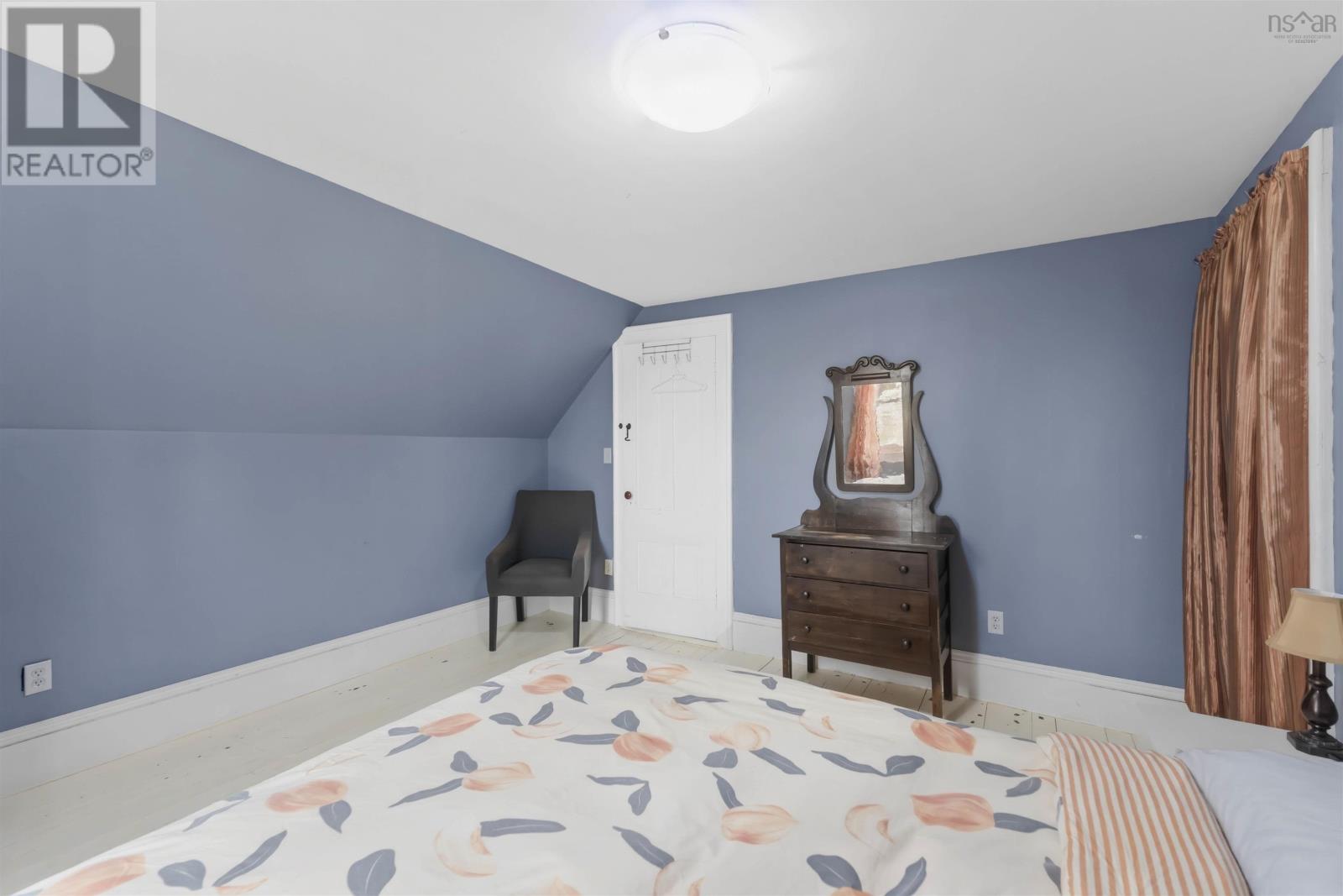 Property 35 of 50 of 187 Water Street