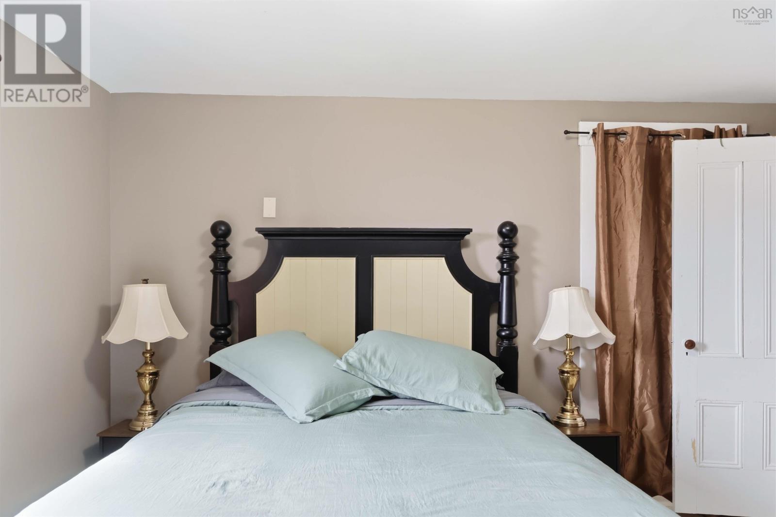 Property 42 of 50 of 187 Water Street