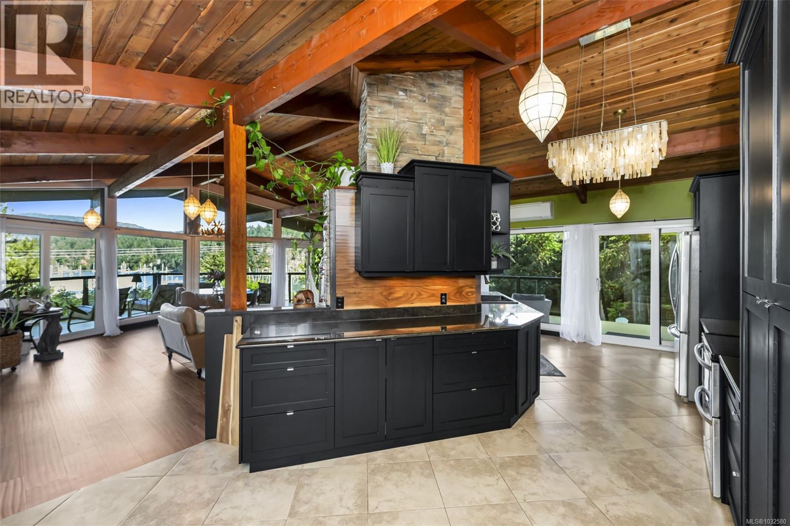 6156 Genoa Bay Rd - 12