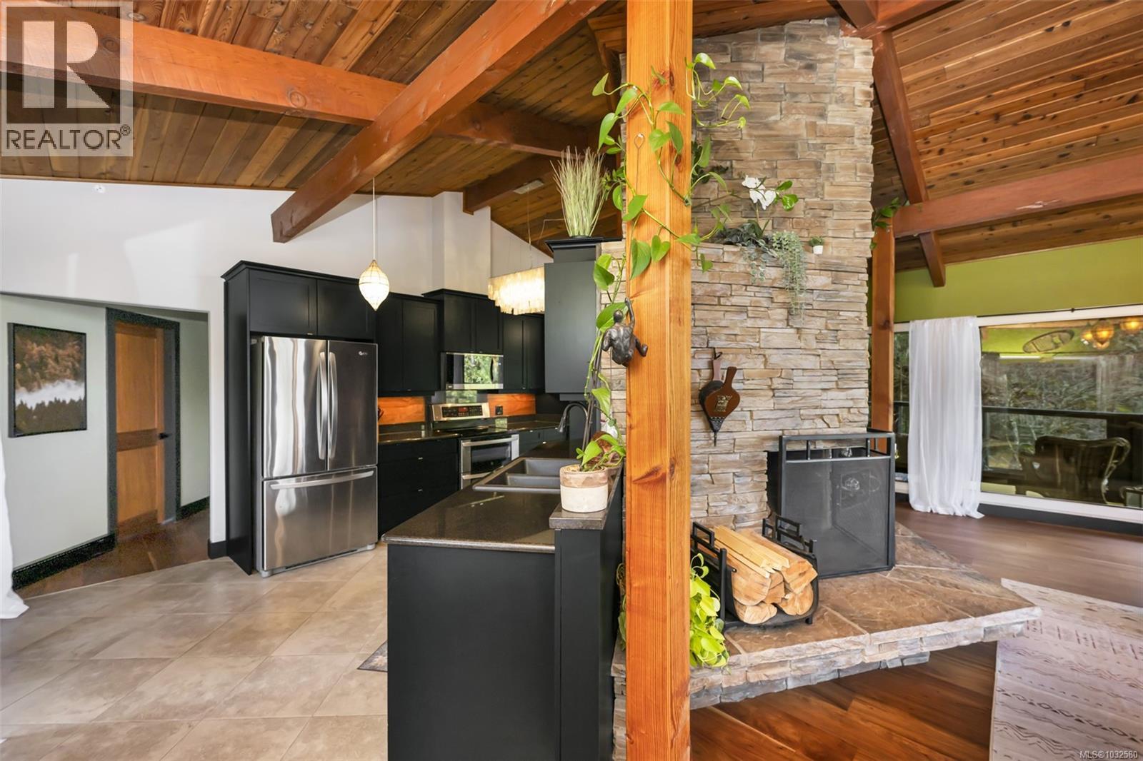 6156 Genoa Bay Rd - 20