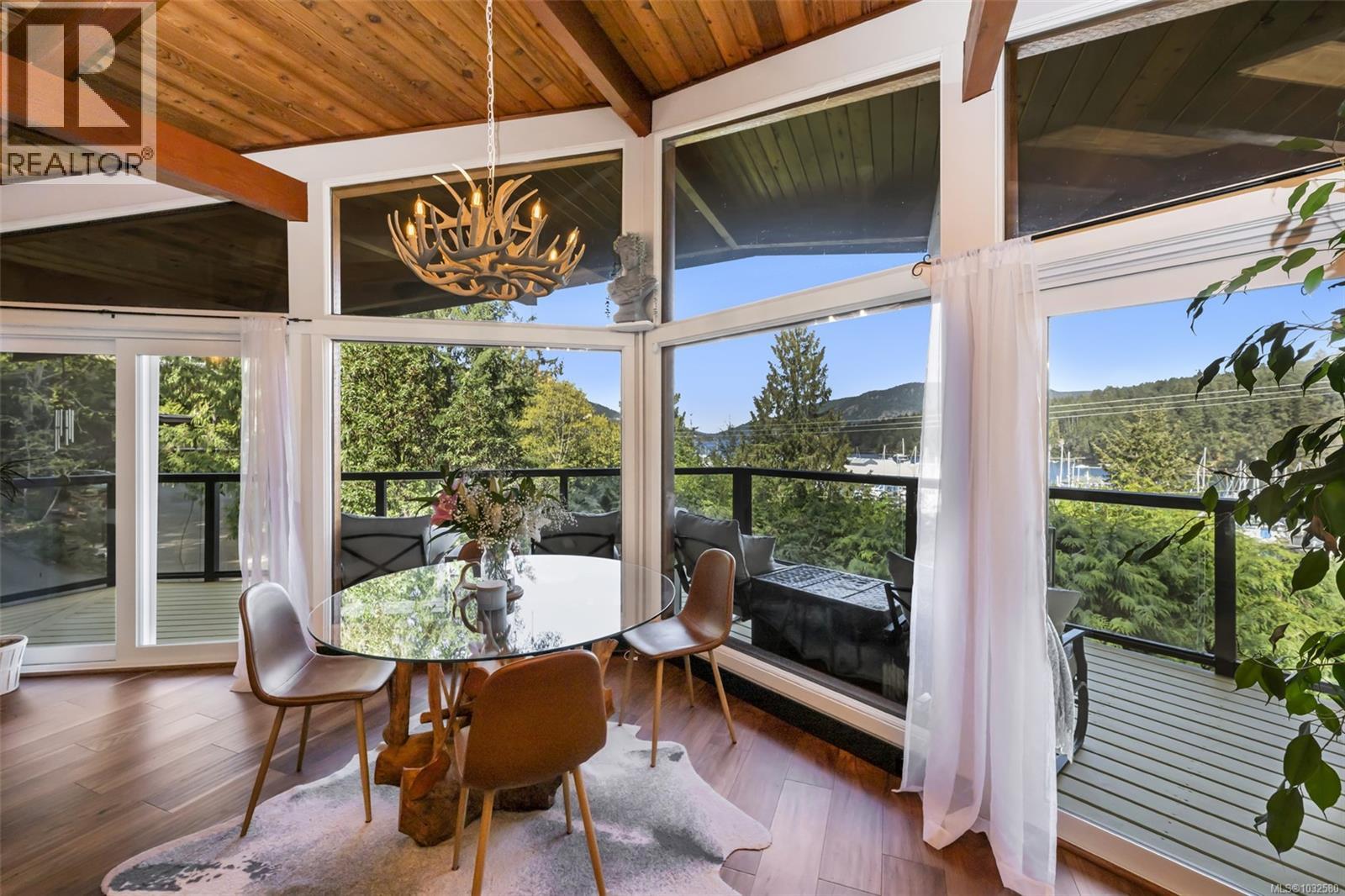 6156 Genoa Bay Rd - 28
