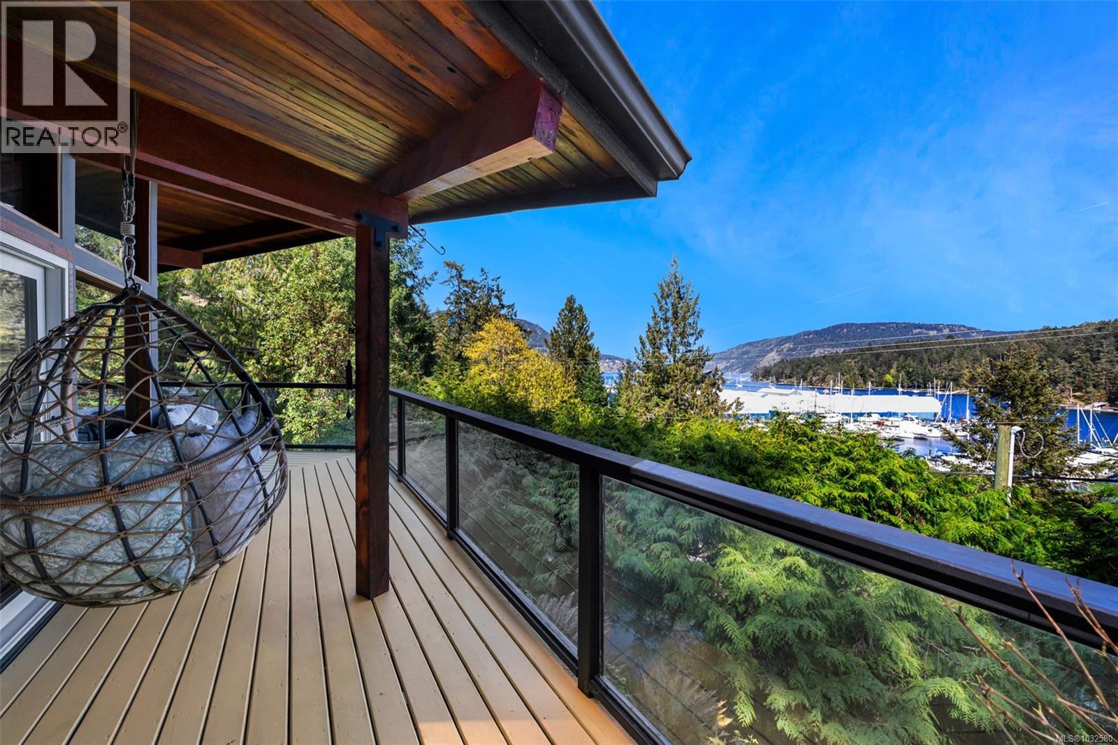6156 Genoa Bay Rd - 32