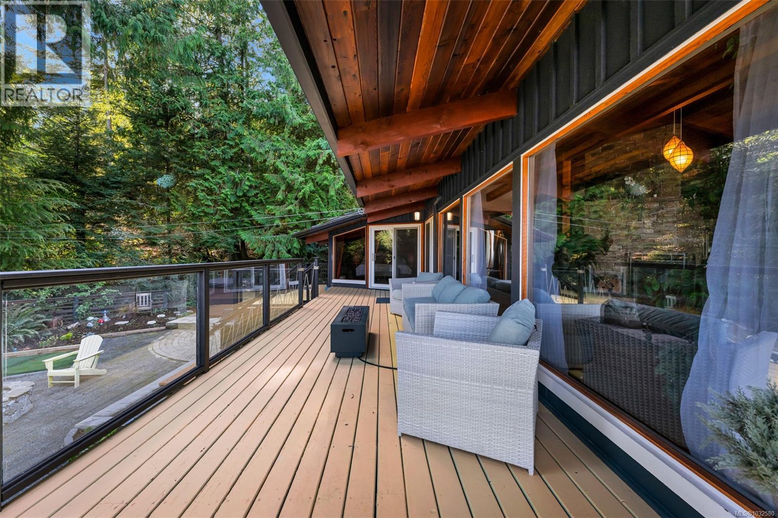 6156 Genoa Bay Rd - 33
