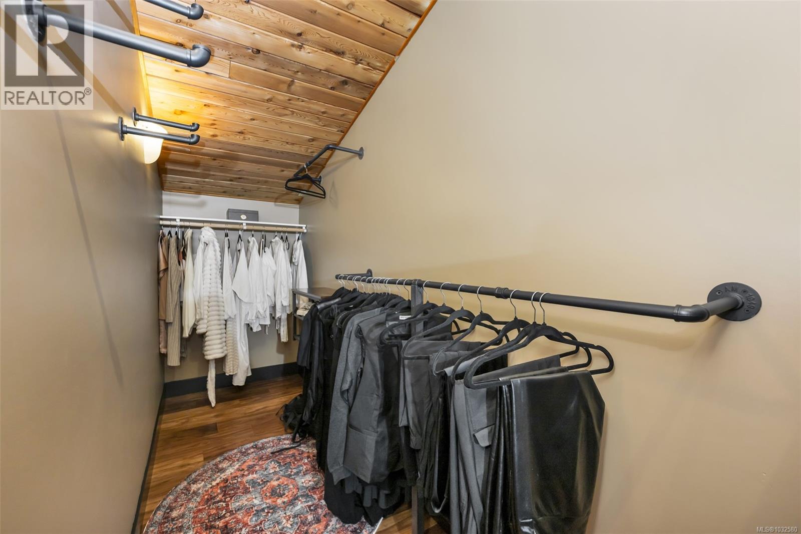 6156 Genoa Bay Rd - 42
