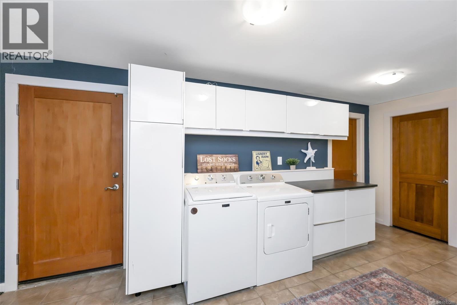 6156 Genoa Bay Rd - 61